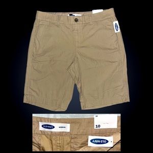 ✨NWT OLD NAVY BERMUDA SHORTS SIZE 10✨